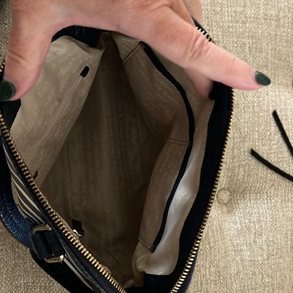 Kate spade navy and cream striped purse - Picture 5 of 6